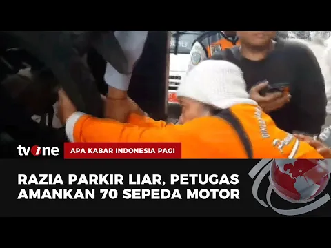 Seorang Emak Emak Menangis Saat Kendaraannya Dirazia Petugas