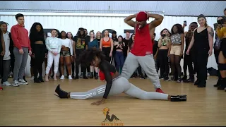 TEKNO SKELETUN AFRO IN HEELS 