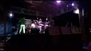 Download Esperame tantito - en vivo - ujeee MP3