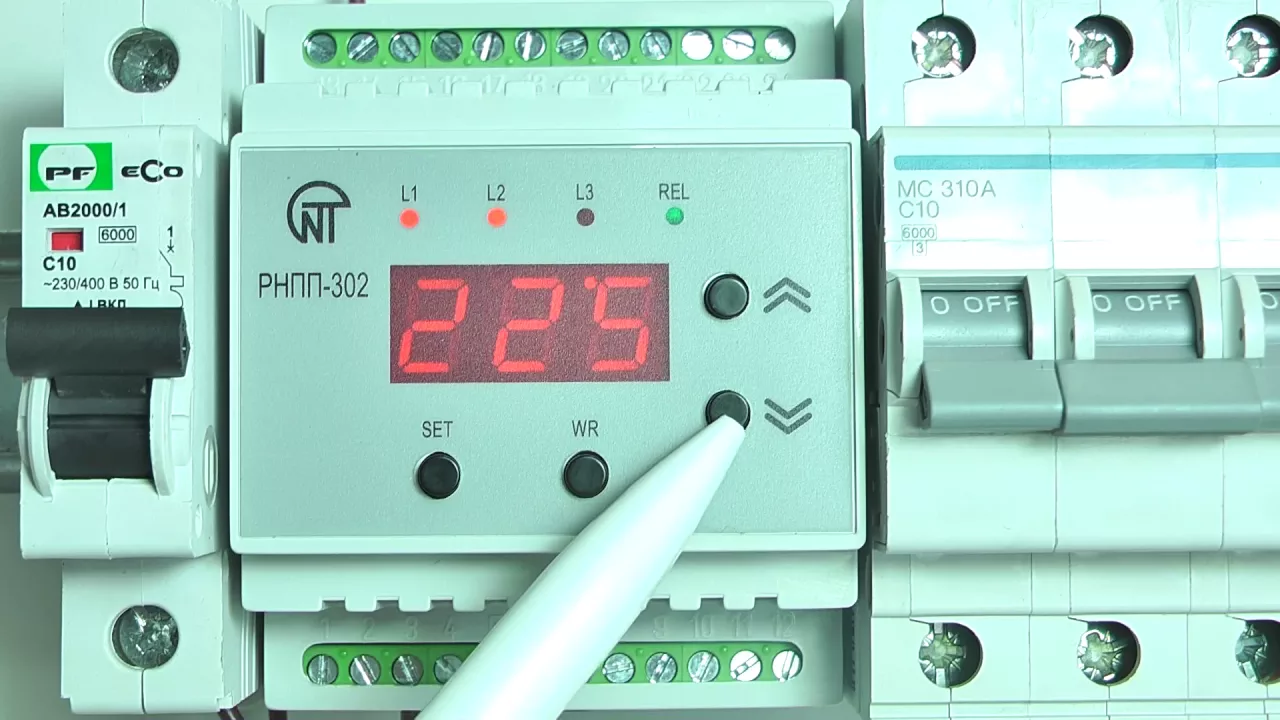 Реле напряжения и контроля фаз Новатек-Электро РНПП-302 3-ф. (видео)