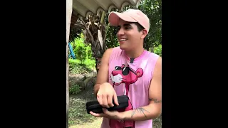 Tres patas y su anaconda