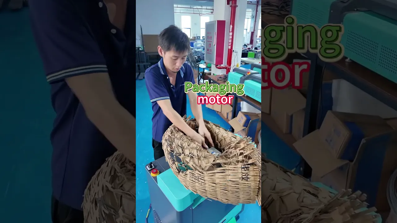 P50 cardboard shredder quickly turns waste cartons into soft cushion filler. High‑speed continuous