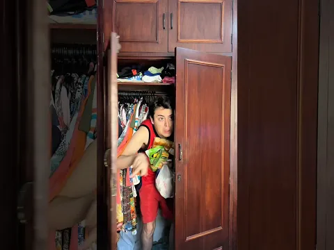 Como é na casa de vocês ? 😂 #shorts