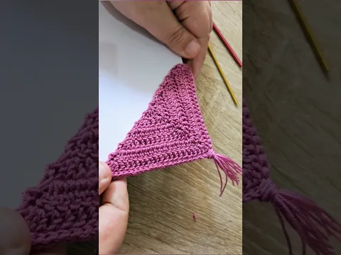 اضيفي لمستك الخاصة مع فن الكروشي /  فاصل كروشيه لزوايا الكتب Corner bookmarks crochet