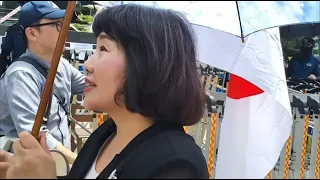 ソウルの慰安婦像に軍艦行進曲を聴かせる 