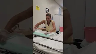 HEADMASTER 2022 PERINEAL CARE ON A FEMALE WITH HAND HYGIENE