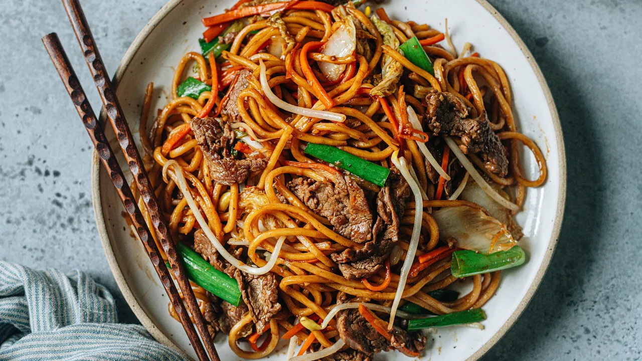 Beef lo mein (Recipe)