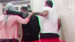 قصه امراه بتخون جوزها مع صاحبو 