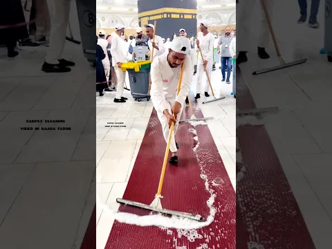 Carpet Cleaning🧹video in Kaaba floor #shorts #nsislamicpath