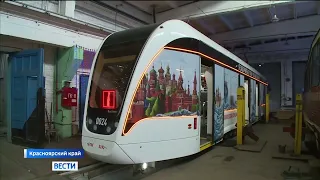 В Красноярске — по городу курсирует новогодний общественный транспорт