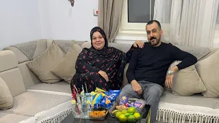 أم جني سهره الجمعه حاجه تانيه معايه نعمل كنافه بلا المانجا وبالكريمه 