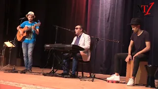 الفنان فتاح النكادي يمتع الجمهور بموسيقى جينيريك مسلسل وجع التراب  الفنان فتاح النكادي يمتع الجمهور بموسيقى جينيريك مسلسل وجع التراب