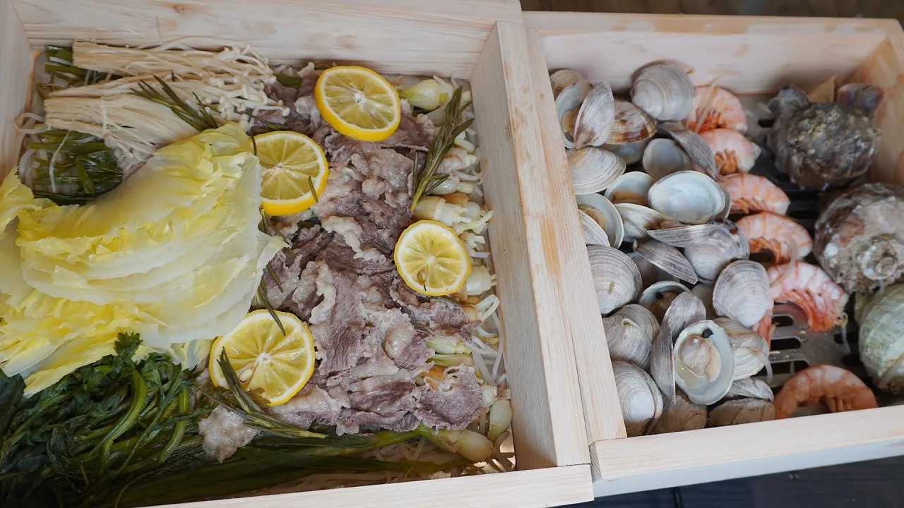 차돌박이 해물 편백찜