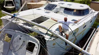 ⛵️ Abandoned DIY hurricane catamaran project. Lots of leaks! 😱