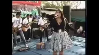 Download Mawar Ditangan Melati Dipelukan - Wiwik Sagita - OM Sera Live Surabaya Terbaru 2015/2016 MP3