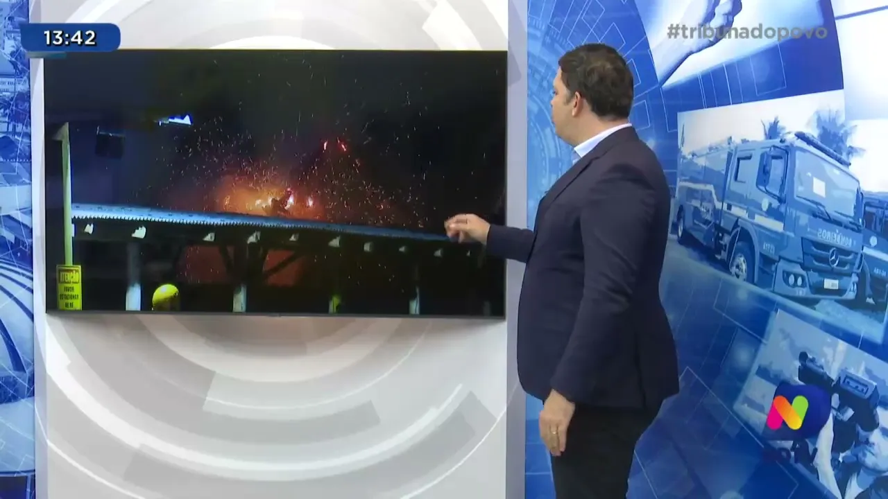 Incêndio casa abandonada: susto! Fogo destrói imóvel ocupado por moradores de rua