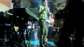 Download KAHITNA ft. RONNY WALUYA - KITA BANGUN NEGERI (HARD ROCK CAFE, 19 JULI 2010) Fancam MP3