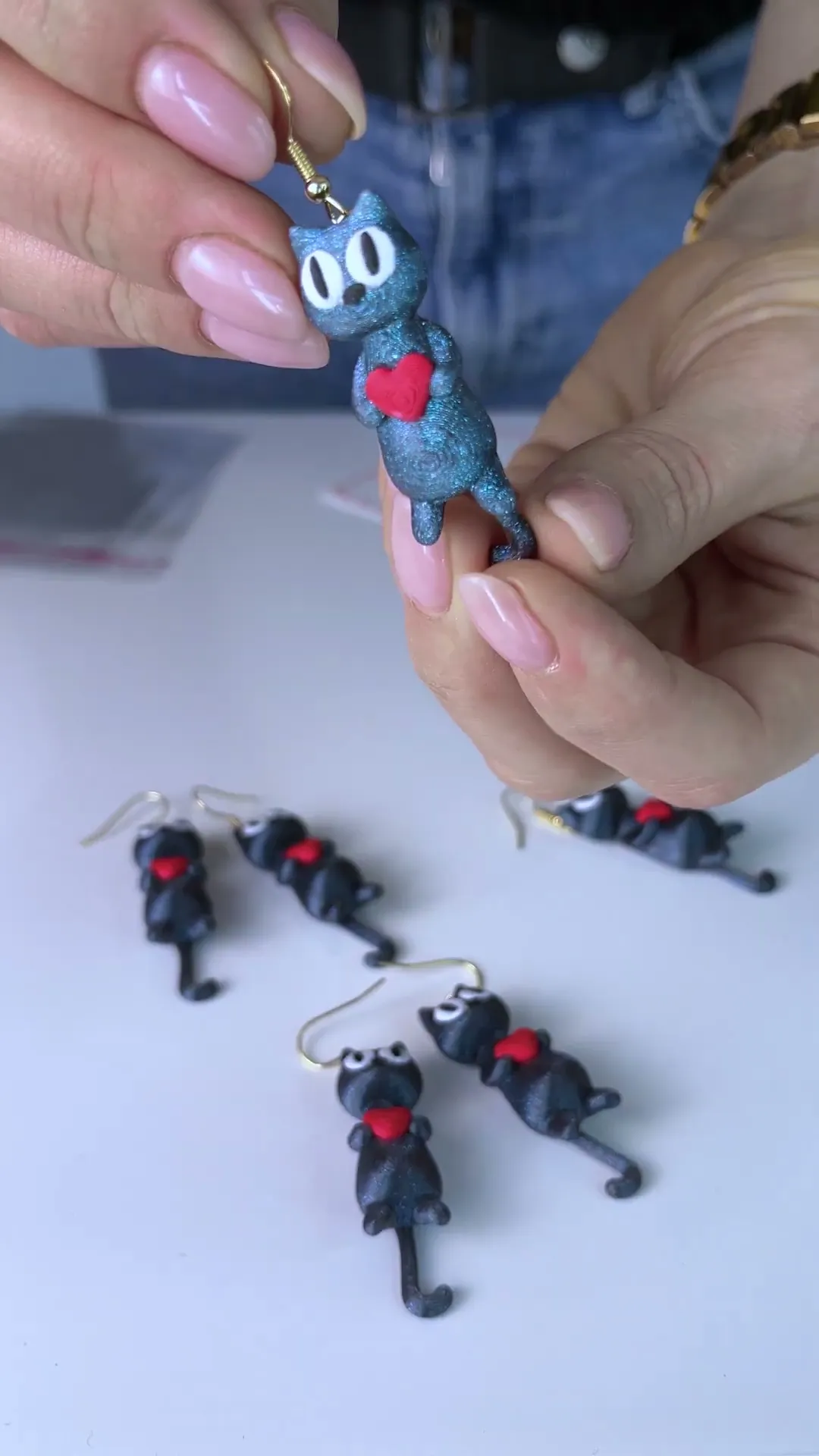 Cute Cat with Heart and Flexi Tail (Keychain & Earrings)