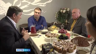 Врио губернатора Омской области побывал в гостях семьи участника СВО в Большеречье