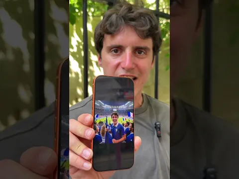 Go supporter l'Équipe de France 🇫🇷 avec ton maillot grâce à Gemini ! @GoogleFrance #Tousenbleu!