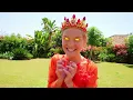 Amelia & Avelina Lava Queen adventure. Akim and Roma kids fun