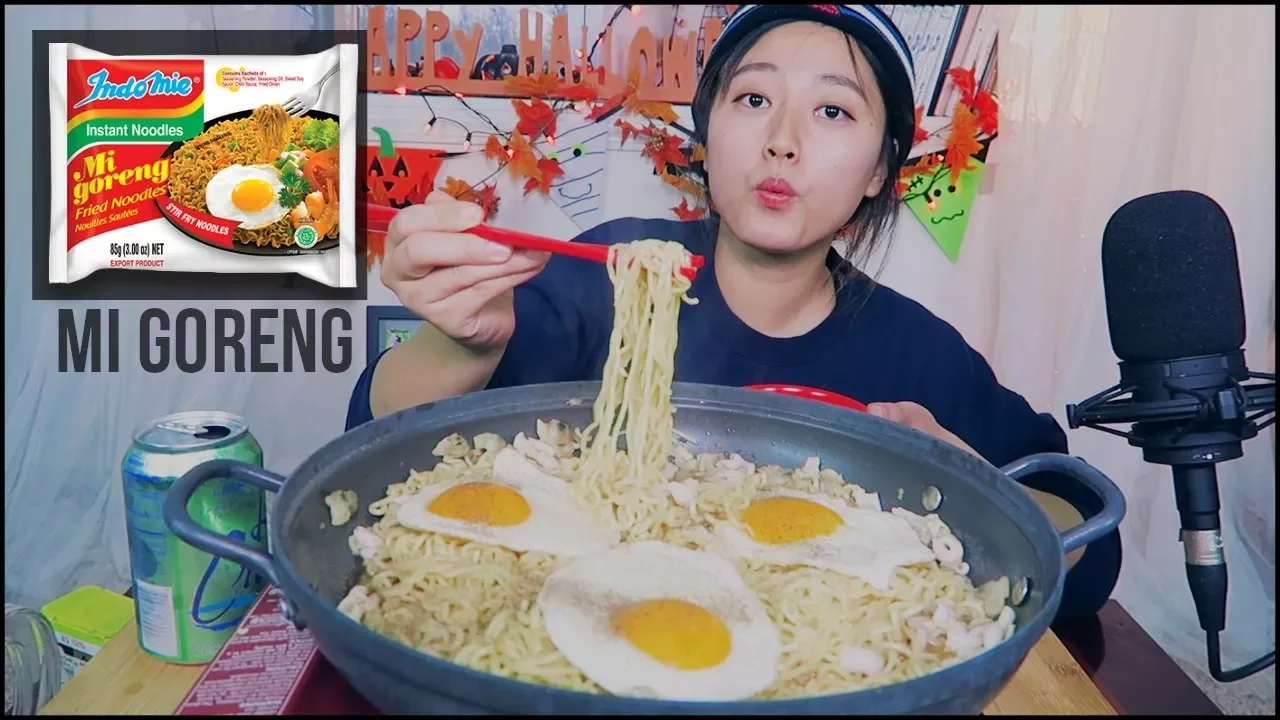 The [ INDOMIE MI GORENG ] Mukbang ......finally