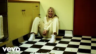 rene rapp in the kitchen official music video 
