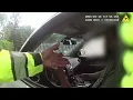 Download Lagu Arrogant Police Officer Pulls Over Black Fbi Agent and Regrets It