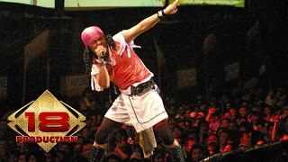 Download Seurieus - Kecuali Dia (Live Konser Sumatera Utara 12 Mei 2006) MP3