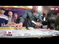 Download Lagu Xâm Nhập Đường Dây Cờ Bạc Bịp Tại Cổng Đền Đức Thánh Cả | VTV24