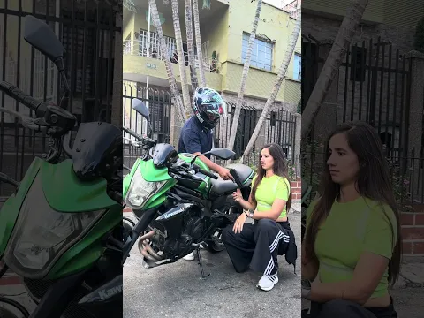 Nosotros de mecánicos 🔧😅😂 #humor #motos | Eliza Garcia