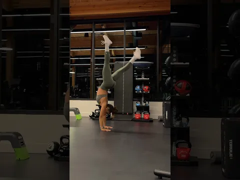 Whipped this up after my workout last night! Who’s gonna try?! #Challenge #Gymnastics