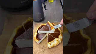  چیز کیک سن سباستین همون چیز کیکی هستش که معروفه به چیز کیک  سوخته    کیک  کیک خانگی دندنها