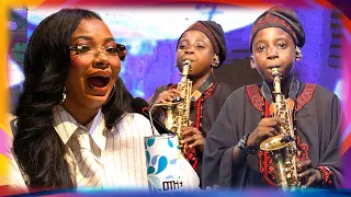 the judges u0026 crowd couldn t sit 13 year old jeremiah fj sax leads a powerful praise session dth