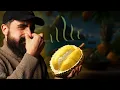 Lagu Wij aten Durian, het meest stinkende fruit ter wereld.