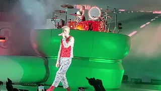 Download Machine Gun Kelly Title track, Kiss kiss, Smoke and drive, Drunk face, Concert for aliens Live MP3