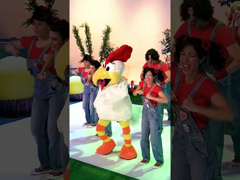 🐔  La gallina turuleca bailando en el patio 🐣  #cancioinesinfantiles #viral #shorts