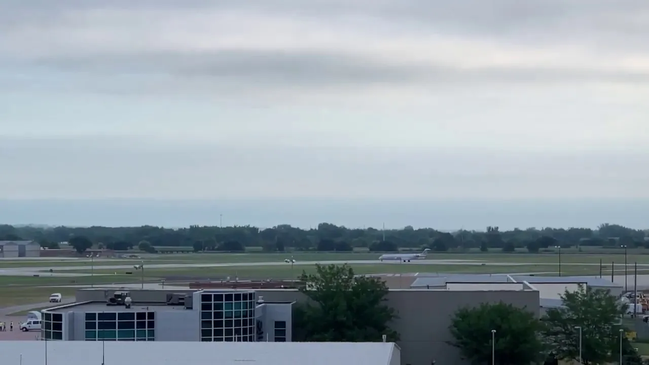 How to get hired and what you make at Republic Airways.
