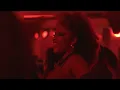 Thiaguinho - Entra No Clima (Clipe Oficial)