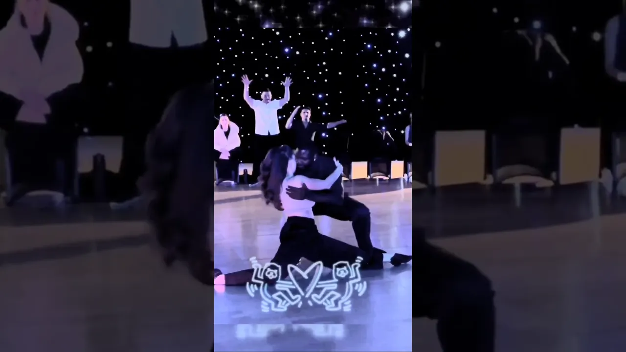 The way she dropped 😮 stunning #improv #westcoastswing