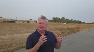 The end of this economic video should have been on the beginning...