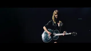Taylor Swift The Man Live From Paris 