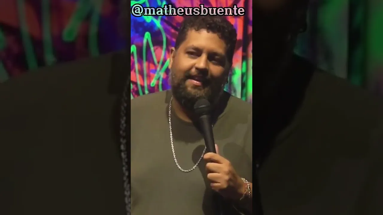Isso acontece com você também? #shorts  #standupcomedy #relacionamento #standupbrasil