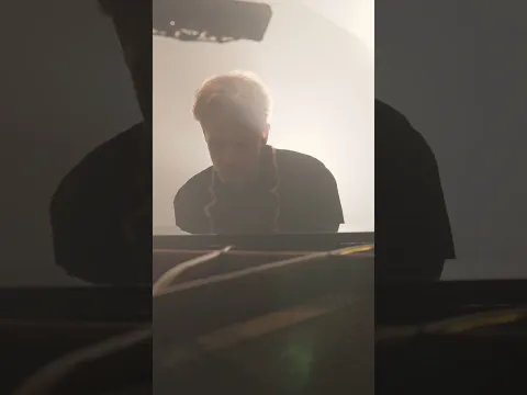 🍁 Here's a moment from the second of our live piano and cello improvisations, where each melody lea