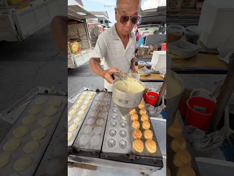Friendly Grandpa Makes Red Bean Kaya Balls