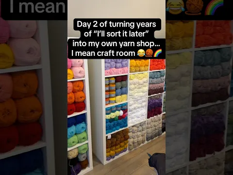 You’re welcome to grab some yarn for free if you’re in my neighborhood 🇩🇪 #crochet #yarn #diy