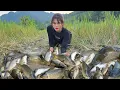 Lagu Create giant traps by the river to catch giant fish | Em Tên Toan