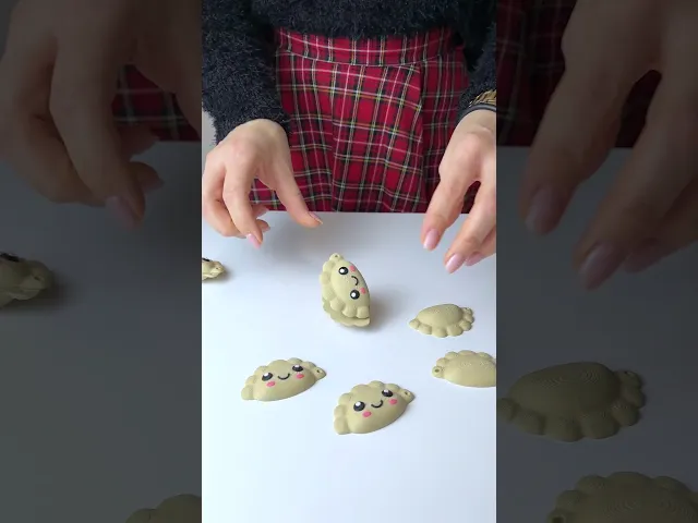Cute Dumplings Pierogi Fidget Keychain Magnet (Polish Dumpling), Super Toy! video thumbnail