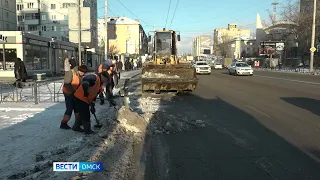 Омск до сих пор не может прийти в себя после недавней снежной бури
