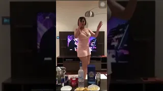 فضيحة الفنانة شمس الكويتية قبل الحذف  فضيحة الفنانة شمس الكويتية قبل الحذف